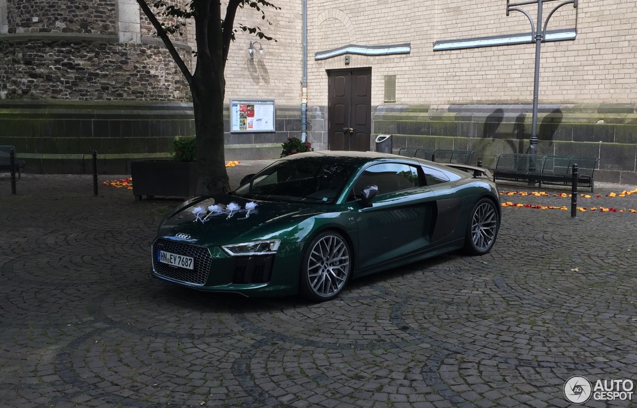 Audi R8 V10 Plus 2015