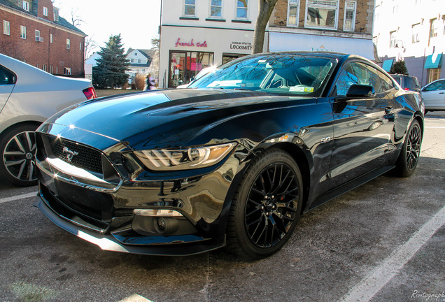 Ford Mustang GT 2015