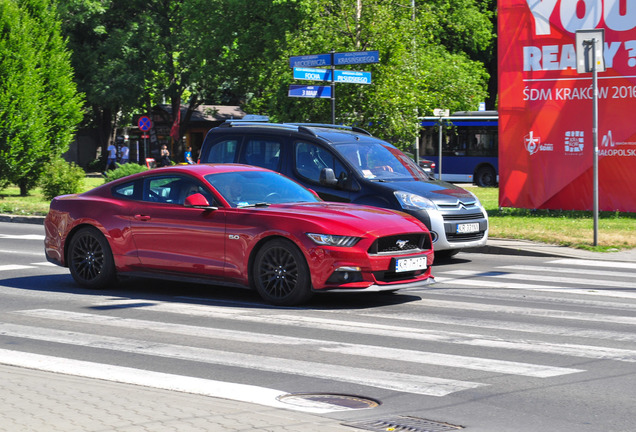 Ford Mustang GT 2015