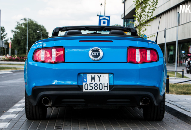 Ford Mustang GT Convertible 2011