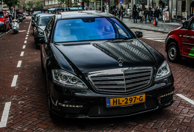 Mercedes-Benz S 65 AMG V221 2010