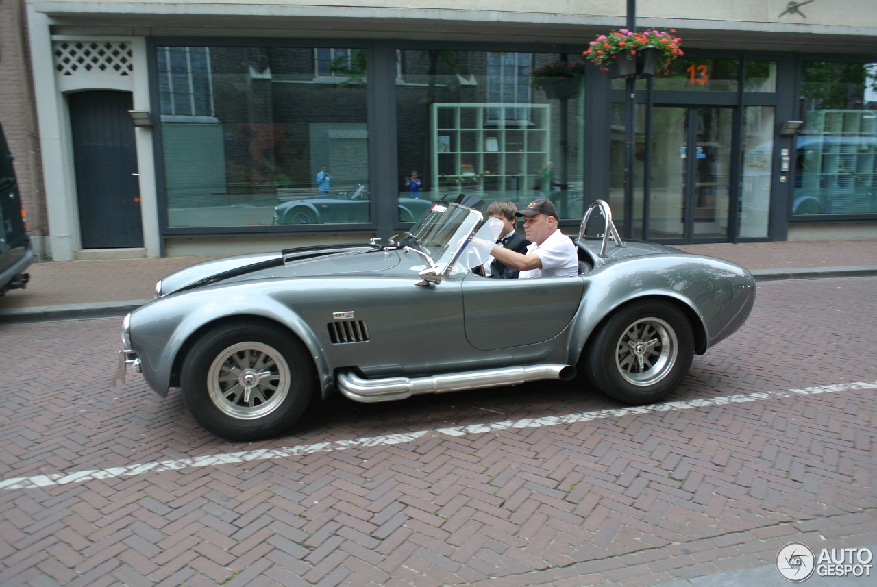 AC Cobra Superformance 427