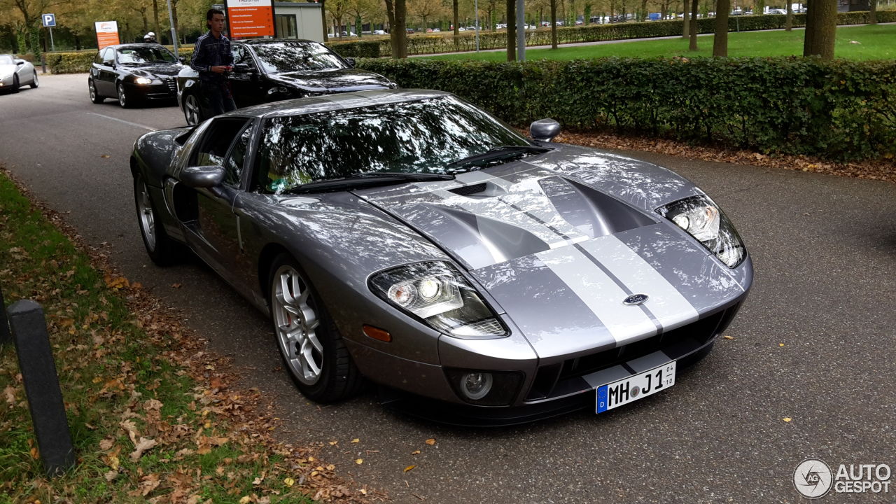 Ford GT