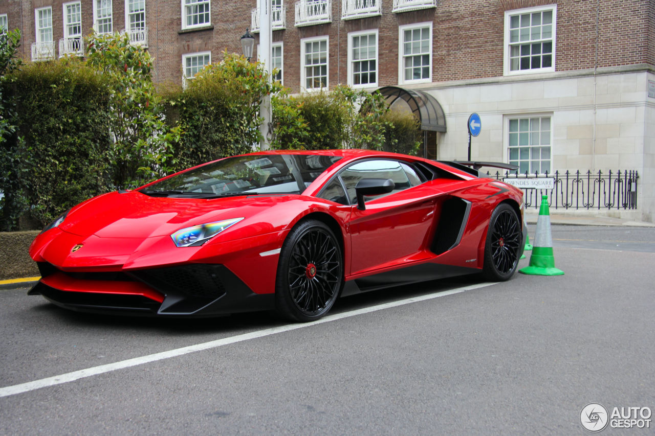 Lamborghini Aventador LP750-4 SuperVeloce