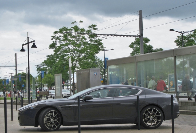 Aston Martin Rapide S