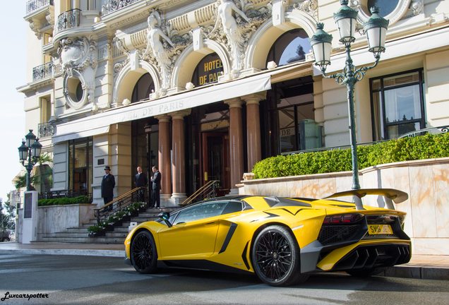 Lamborghini Aventador LP750-4 SuperVeloce Roadster