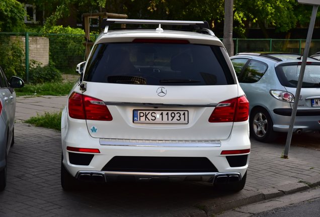 Mercedes-Benz GL 63 AMG X166