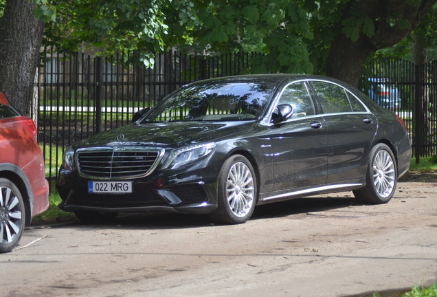 Mercedes-Benz S 63 AMG V222