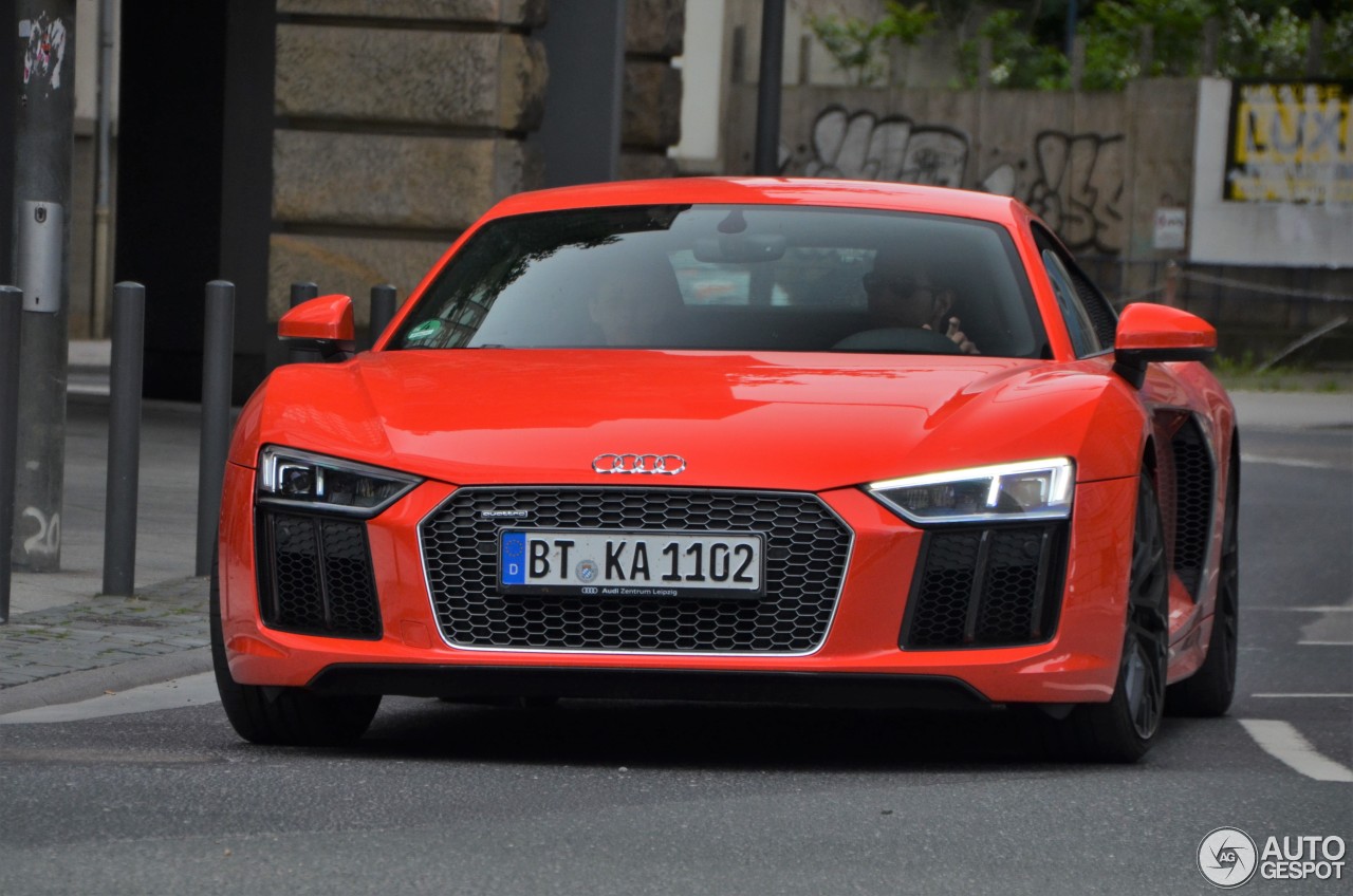 Audi R8 V10 2015