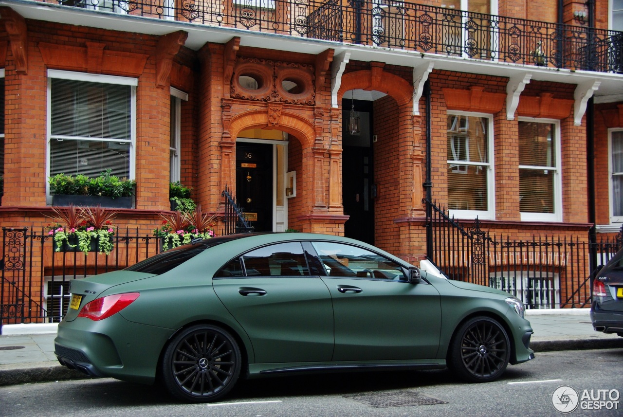 Mercedes-Benz CLA 45 AMG C117