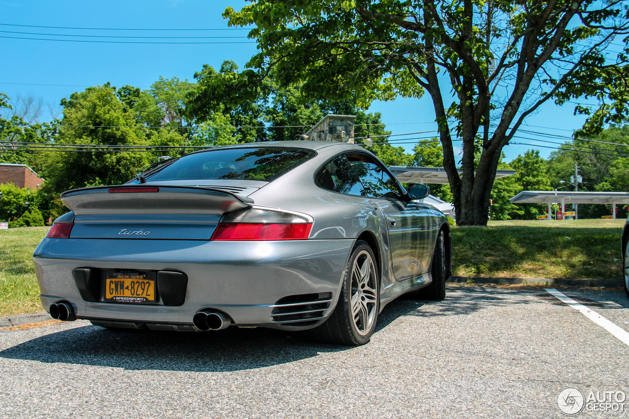 Porsche 996 Turbo