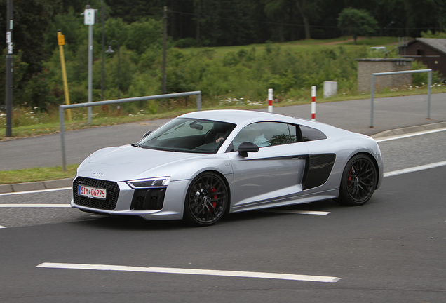 Audi R8 V10 2015