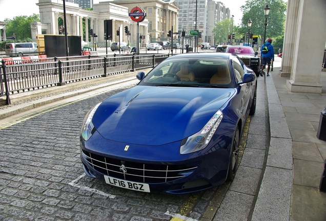 Ferrari FF