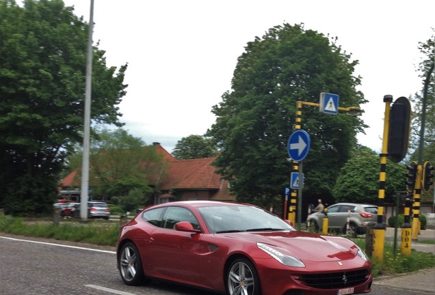 Ferrari FF