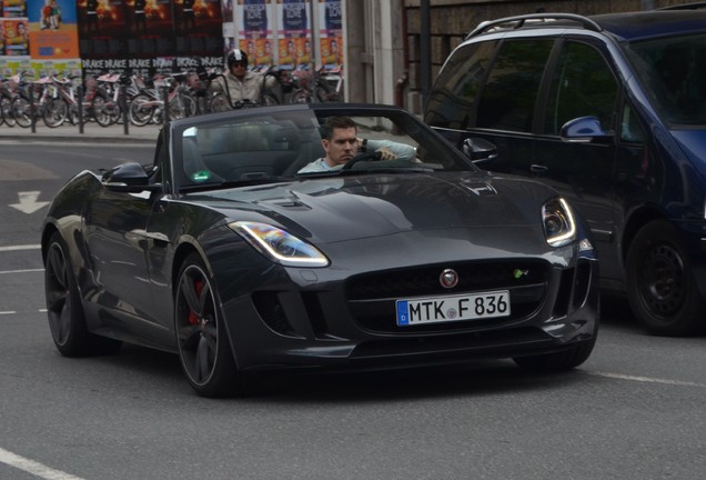 Jaguar F-TYPE R AWD Convertible