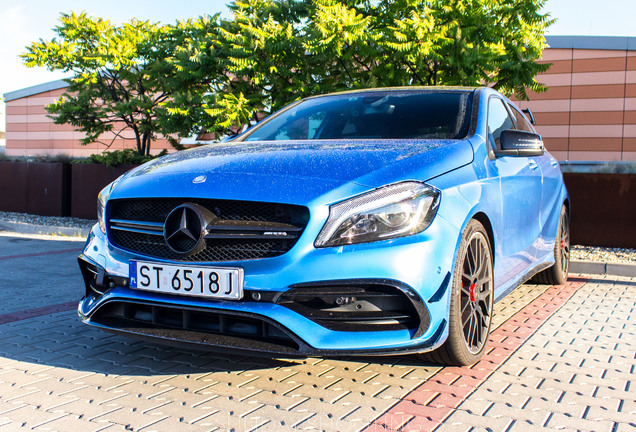 Mercedes-AMG A 45 W176 2015