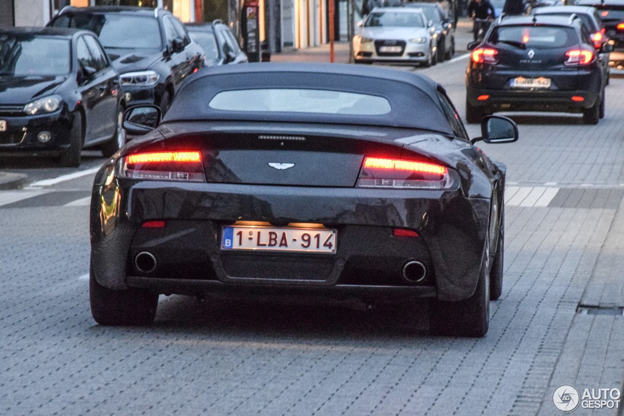 Aston Martin V8 Vantage Roadster 2012