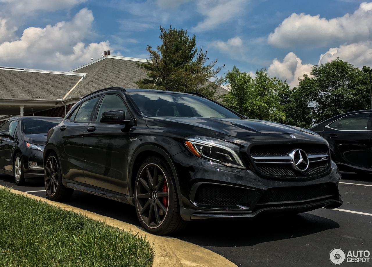 Mercedes-AMG GLA 45 X156