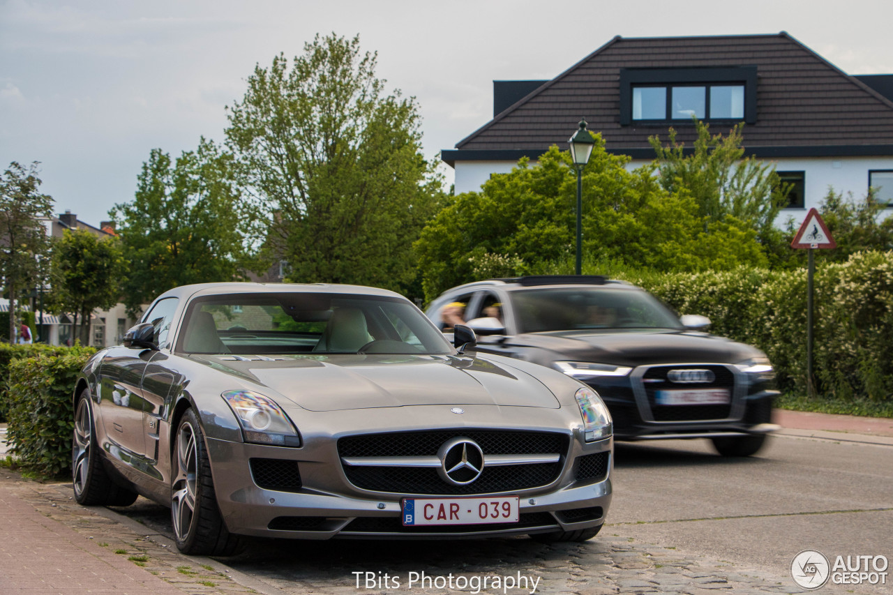 Mercedes-Benz SLS AMG