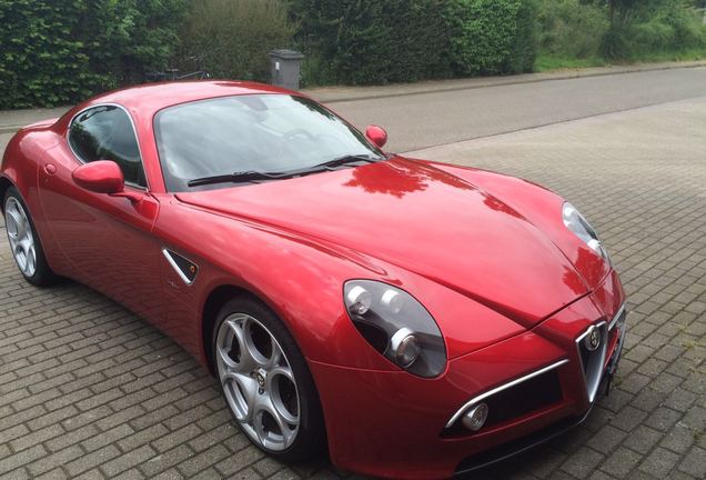 Alfa Romeo 8C Competizione