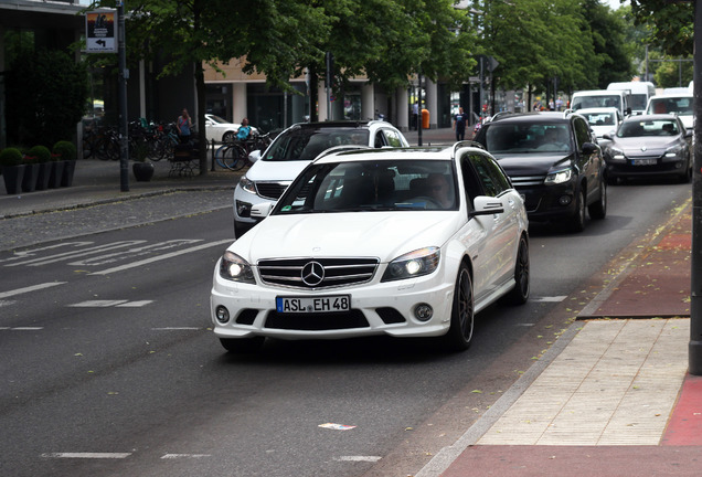 Mercedes-Benz C 63 AMG Estate