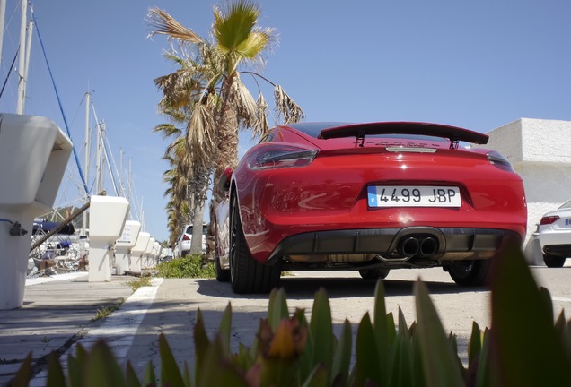 Porsche 981 Cayman GTS