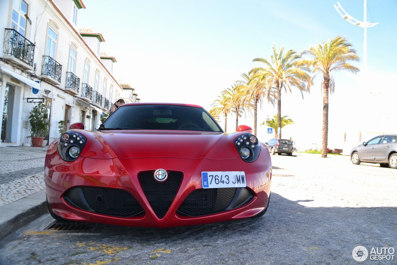 Alfa Romeo 4C Coupé