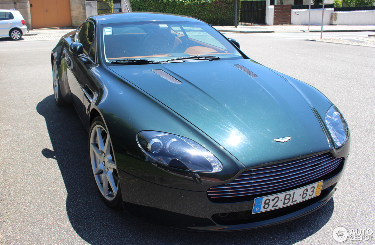 Aston Martin V8 Vantage