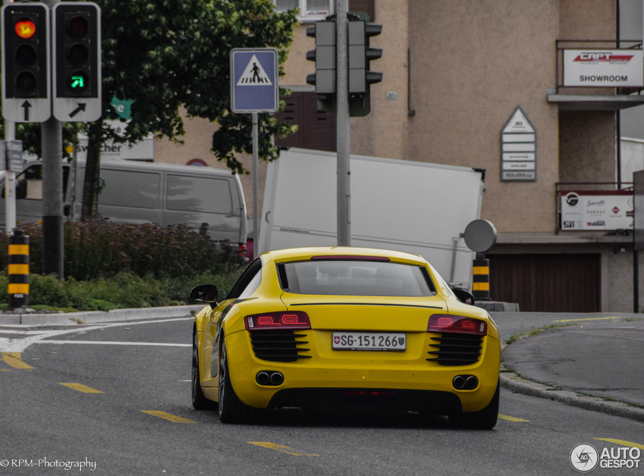 Audi R8