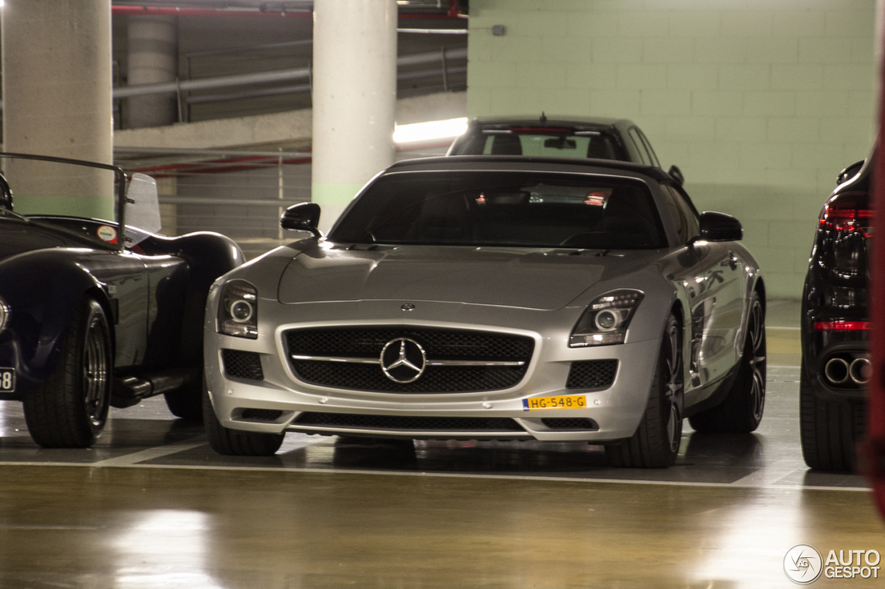 Mercedes-Benz SLS AMG GT Roadster