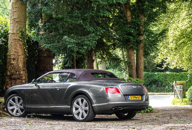 Bentley Continental GTC V8