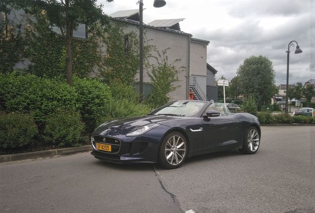 Jaguar F-TYPE S Convertible