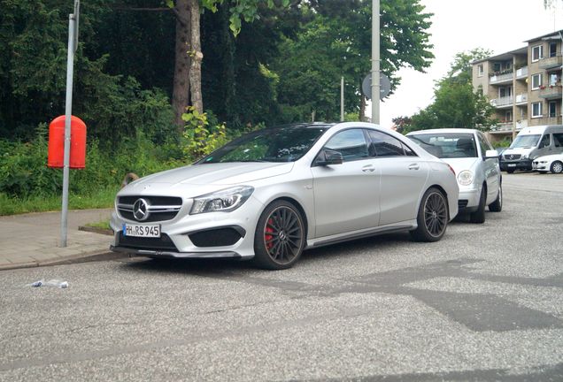 Mercedes-Benz CLA 45 AMG C117