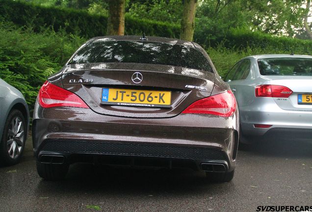 Mercedes-Benz CLA 45 AMG C117