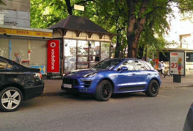 Porsche 95B Macan GTS