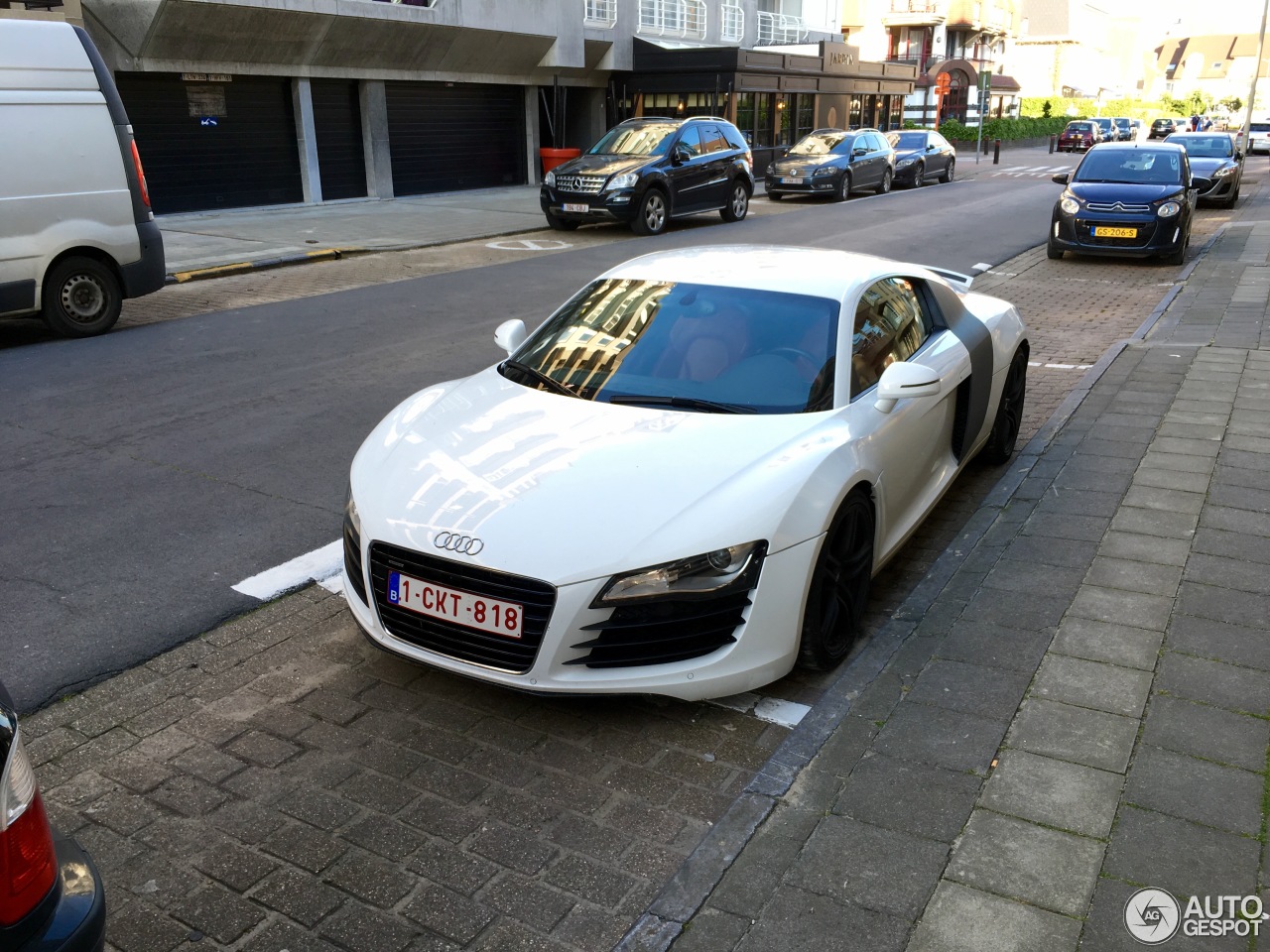 Audi R8