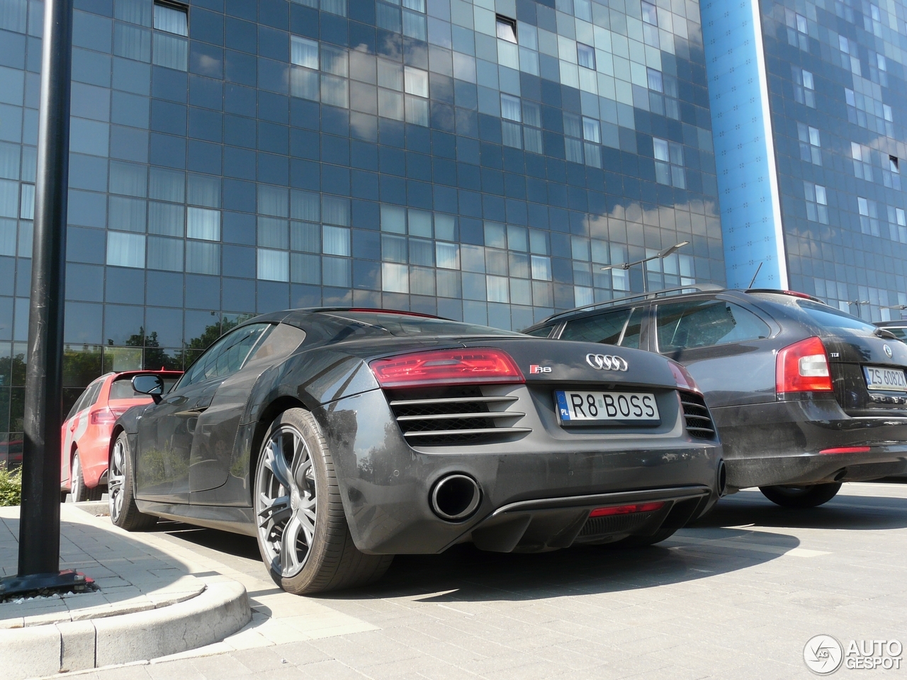 Audi R8 V10 Plus 2013