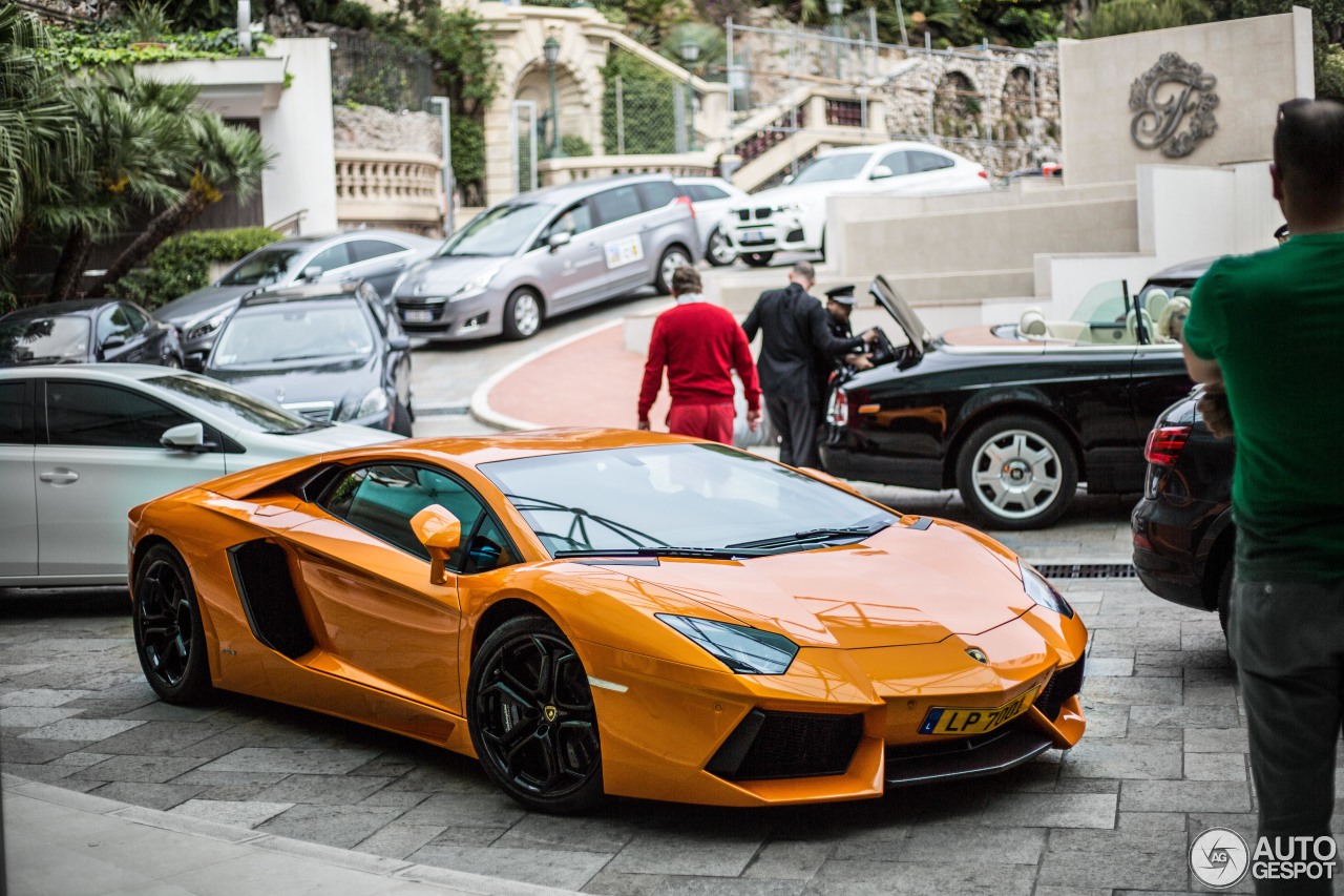 Lamborghini Aventador LP700-4