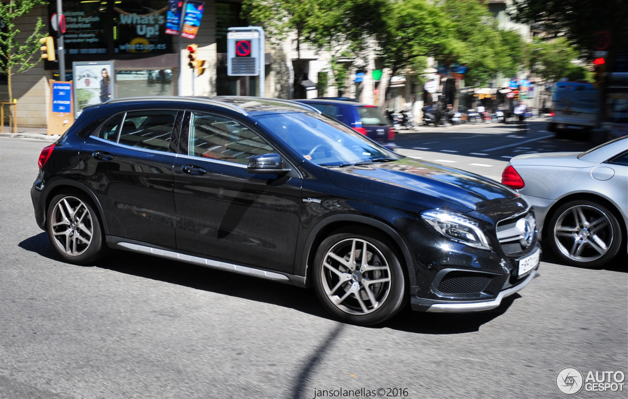 Mercedes-Benz GLA 45 AMG X156