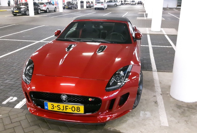 Jaguar F-TYPE S Convertible