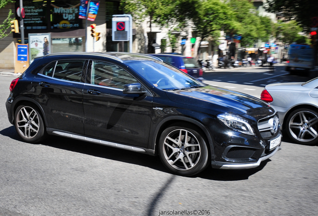 Mercedes-Benz GLA 45 AMG X156