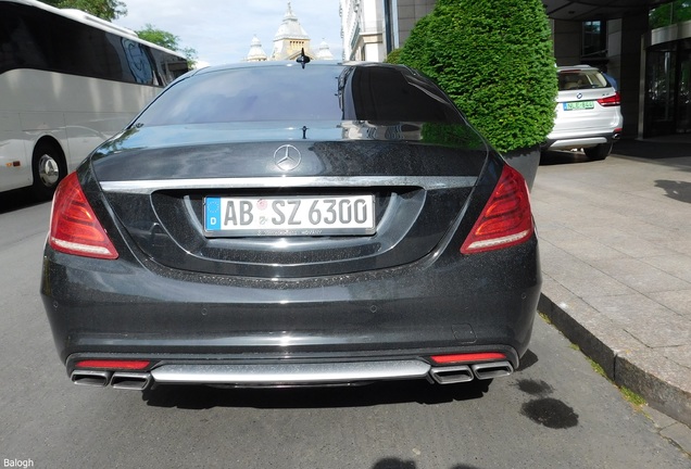 Mercedes-Benz S 63 AMG V222