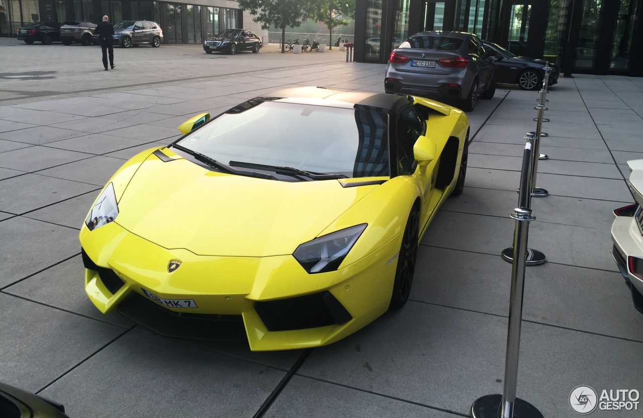 Lamborghini Aventador LP700-4 Roadster