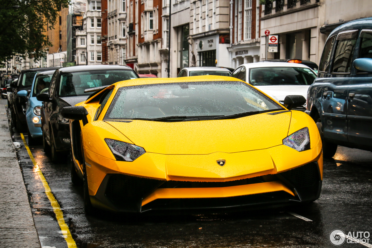 Lamborghini Aventador LP750-4 SuperVeloce