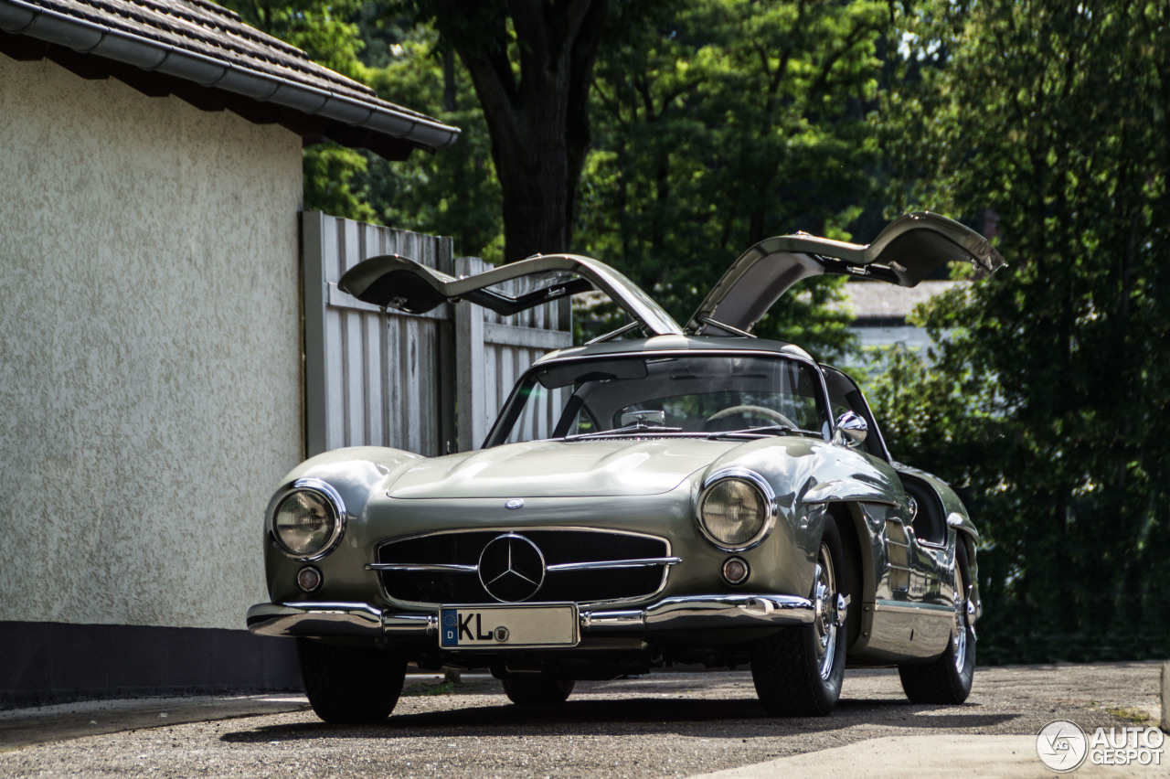 Mercedes-Benz 300SL Gullwing