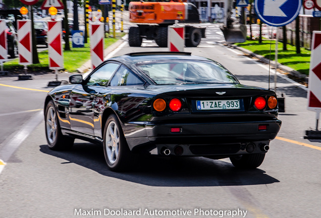 Aston Martin V8 Coupe