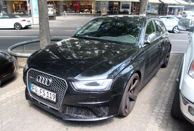 Audi RS4 Avant B8