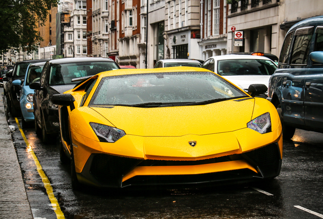 Lamborghini Aventador LP750-4 SuperVeloce