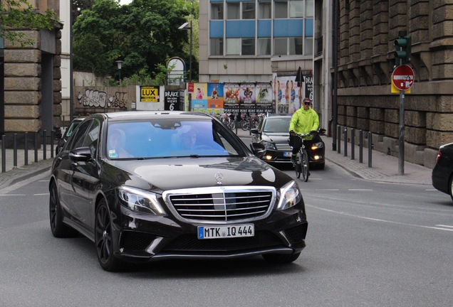 Mercedes-Benz S 63 AMG V222