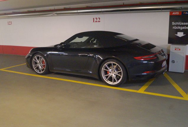 Porsche 991 Carrera 4S Cabriolet MkII